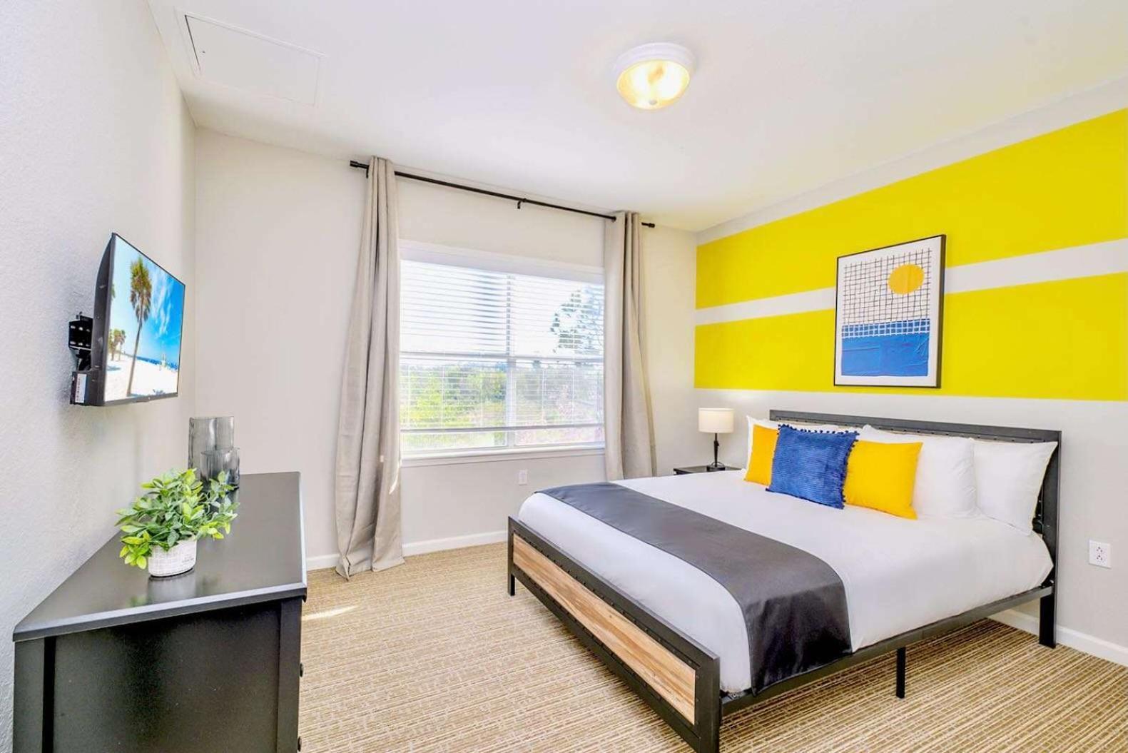 Cozy 2Br Condo - Private Balcony - Near Disney Орландо Екстер'єр фото